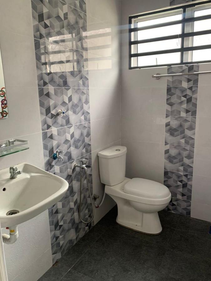 Homestay Maryam Lumut Exteriör bild